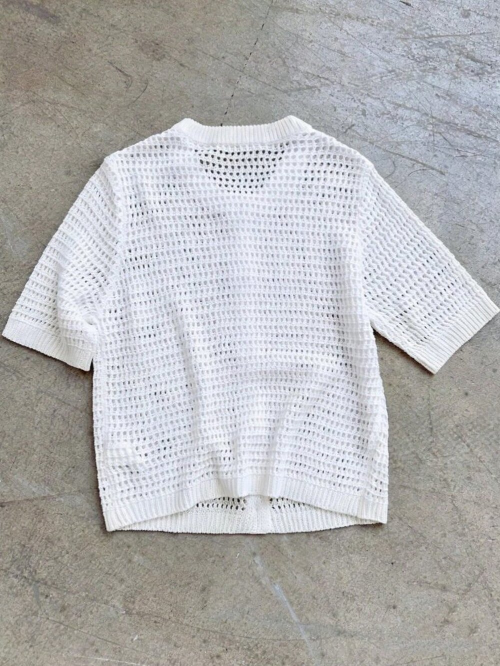 White Casual Knit Women's Short Sleeve Cardigan with Buttons - Picture 10 of 10